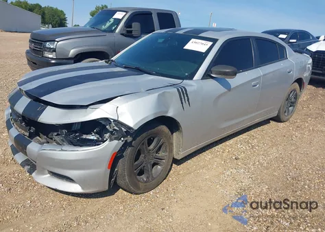 2019 Dodge Charger Sxt Rwd z USA, uszkodzony, nr VIN 2C3CDXBG5KH720174